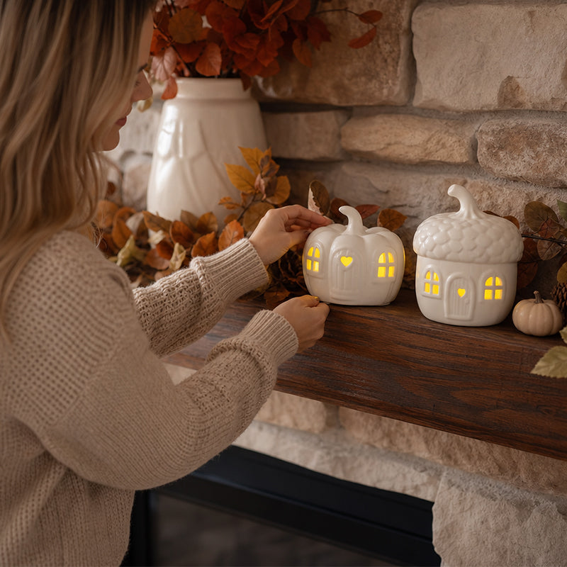 Luminous Pumpkin Acorn House Set – Cozy Halloween LED Tabletop Decor
